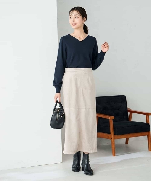 a.v.v（アーヴェヴェ）の「【洗える】Vネック美ラクるパフスリーブニット【WEB限定】（ニット/セーター・レディース・ピンク/ネイビー/ライラック/チャコールグレー・40/42/38/34/36）」の19枚目の写真