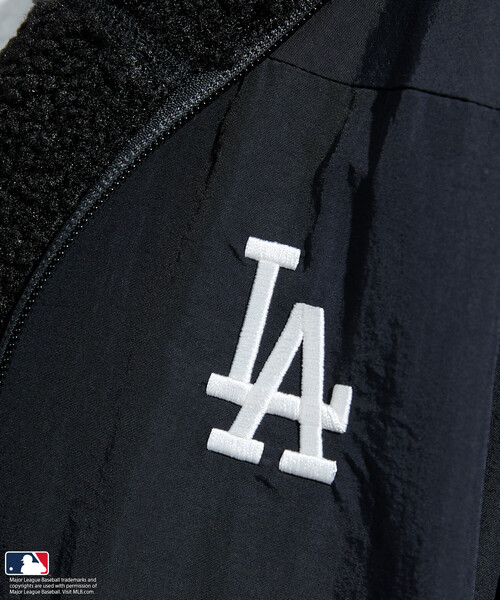 FREAK'S STORE（フリークスストア）の「MLB/エムエルビー MLB リバーシブルボアブルゾン/ボアフリース 限定展開（ブルゾン・レディース・ブラック/ブラウン/ネイビー・FREE）」の20枚目の写真