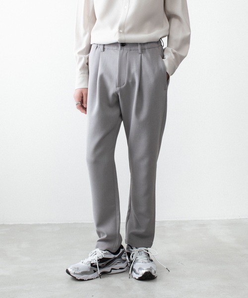 ATTACHMENT(アタッチメント)の「PEストレッチ ダブルクロス レギュラーフィット イージートラウザーズ / PE STRETCH DOUBLE CLOTH REGULAR FIT EASY TROUSERS(スラックス・メンズ・ダークブラウン/ライトグレー/ブラック・3/2/1)」の2枚目の写真