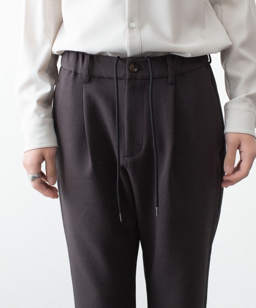 ATTACHMENT(アタッチメント)の「PEストレッチ ダブルクロス レギュラーフィット イージートラウザーズ / PE STRETCH DOUBLE CLOTH REGULAR FIT EASY TROUSERS(スラックス・メンズ・ダークブラウン/ライトグレー/ブラック・3/2/1)」の19枚目の写真