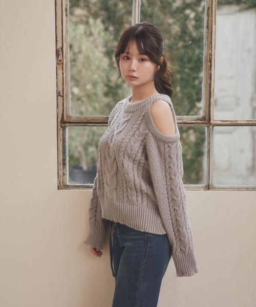 M DOLLY(エムドリー)の「open shoulder viola knit tops/オープンショルダーヴィオラニットトップス(ニット/セーター・レディース・グレー/ブラック/アイボリー・FREE)」の14枚目の写真