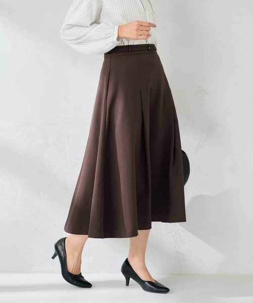 a.v.v（アーヴェヴェ）の「【洗える/イージーケア/ストレッチ】パウダーツイルフレアスカート（スカート・レディース・ブラック/ブラウン・36/40/38）」の3枚目の写真