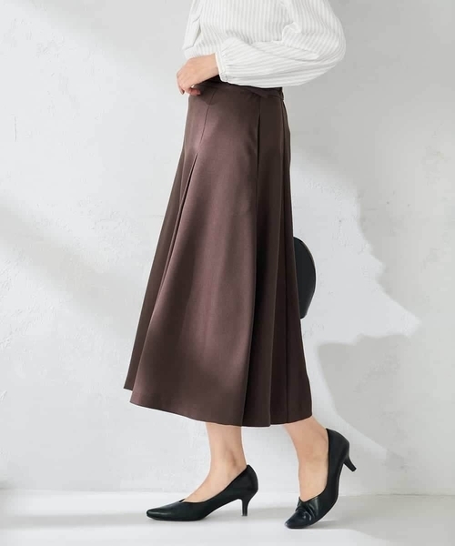 a.v.v（アーヴェヴェ）の「【洗える/イージーケア/ストレッチ】パウダーツイルフレアスカート（スカート・レディース・ブラック/ブラウン・36/40/38）」の4枚目の写真