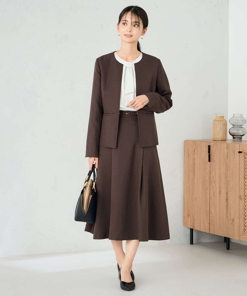 a.v.v（アーヴェヴェ）の「【洗える/イージーケア/ストレッチ】パウダーツイルフレアスカート（スカート・レディース・ブラック/ブラウン・36/40/38）」の12枚目の写真