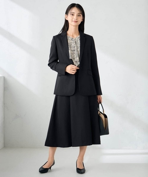 a.v.v（アーヴェヴェ）の「【洗える/イージーケア/ストレッチ】パウダーツイルフレアスカート（スカート・レディース・ブラック/ブラウン・36/40/38）」の19枚目の写真