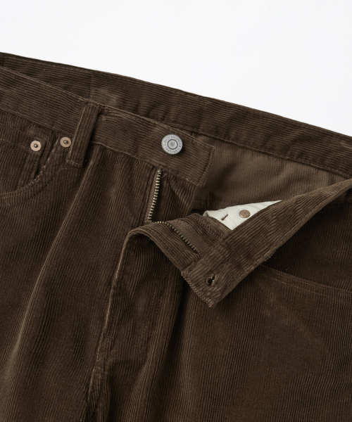 OUTSTANDING(アウトスタンディング)の「40S CORDUROY STRAIGHT PANTS_BROWN(その他パンツ・レディース・その他・SMALL/MEDIUM/LARGE)」の4枚目の写真