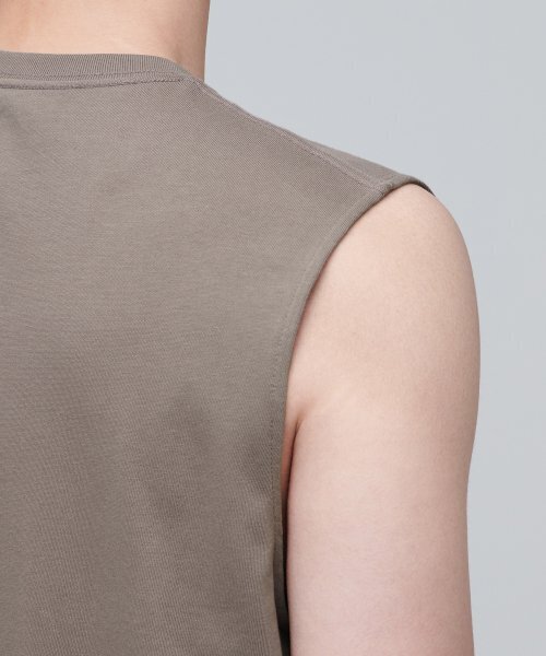 MUSINSA STANDARD（ムシンサスタンダード）の「レイヤードスリーブレストップ_ロング丈 [ココア]（Tシャツ/カットソー・メンズ・その他・SMALL）」の7枚目の写真