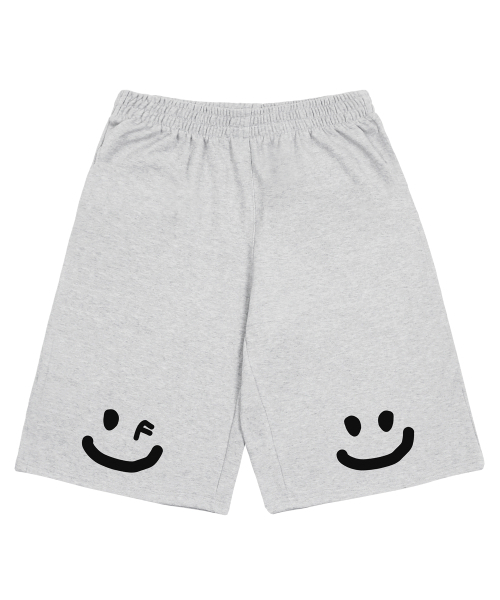 GRAVER（グレーバー）の「[ユニセックス]バックドローイングスマイルバミューダトレーニングショートパンツ_グレー（その他パンツ・レディース・グレー・LARGE/MEDIUM）」の3枚目の写真