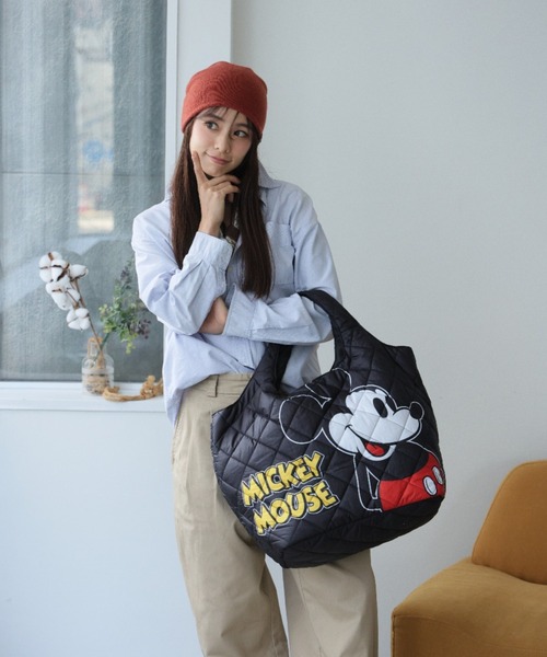 Disney(ディズニー)の「Disney 中綿キルティングトート(トートバッグ・レディース・ブラック/ブラック系その他/ドット/ブラック×ホワイト/レッド/ブラック系その他2/ブラック系その他3/ブラック系その他4/その他/ブラック系その他5・FREE)」の1枚目の写真