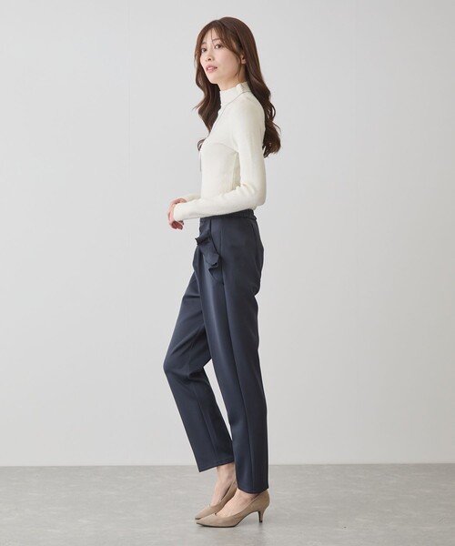 Jayro（ジャイロ）の「ポケットフリルテーパードパンツ（その他パンツ・レディース・ネイビー/ホワイト系その他/キャメル・M）」の4枚目の写真