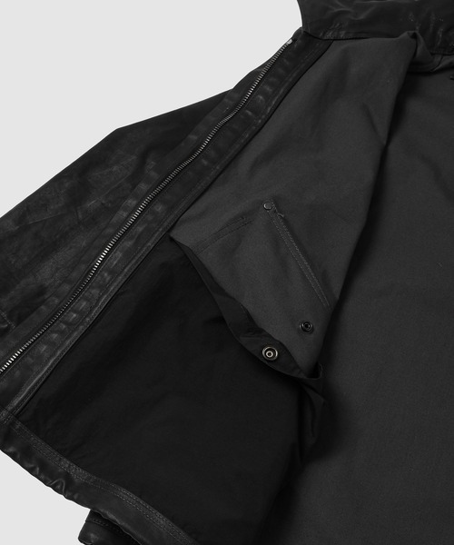 LEMAIRE（ルメール）の「SHORT RAIN JACKET（その他アウター・メンズ・ブラック系その他・46/44）」の4枚目の写真