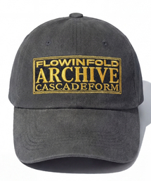 IDWS（アイドンワナセル）の「Still Flow Maxi Cap Charcoal（キャップ）」