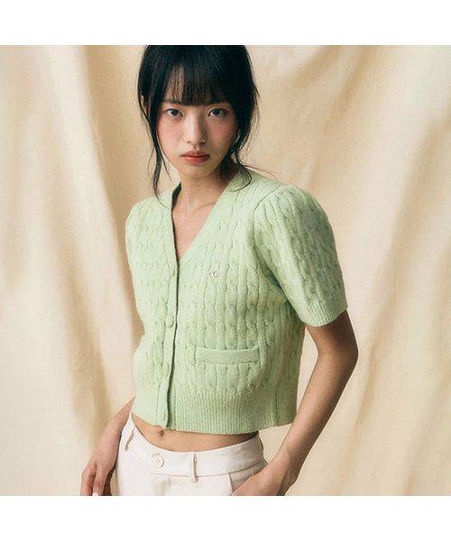 Vivacious(ビバシャス)の「Soft Cable Knit Cardigan - 7COL(カーディガン/ボレロ・レディース・アイボリー/スカイブルー/グリーン/ピンク/パープル/グレー/ブラック・FREE)」の5枚目の写真