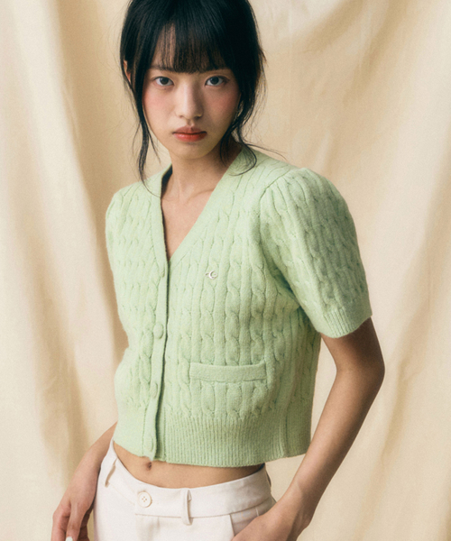 Vivacious(ビバシャス)の「Soft Cable Knit Cardigan - 7COL(カーディガン/ボレロ・レディース・アイボリー/スカイブルー/グリーン/ピンク/パープル/グレー/ブラック・FREE)」の20枚目の写真