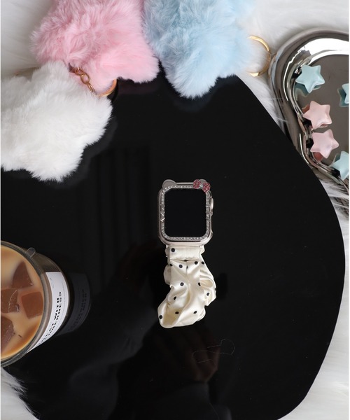 Vini(ヴィニ)の「ウィッシュコア ドットシュシュ風 AppleWatchバンド(デジタル腕時計・レディース・ホワイト/ブラック・38-41mm/42-45mm)」の7枚目の写真
