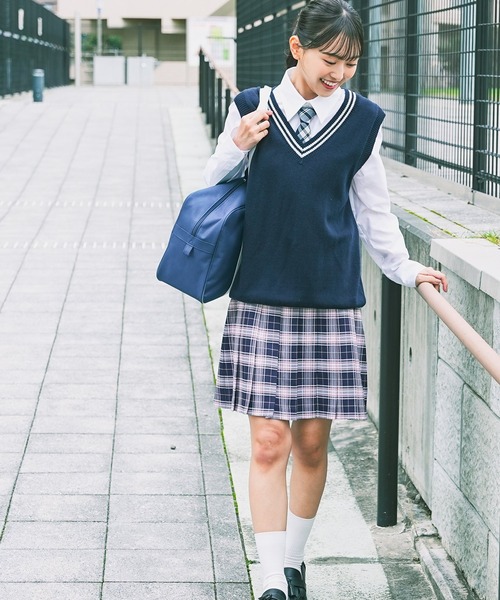 Honeys（ハニーズ）の「裏地パンツ付ミニスカート（スカート・レディース・ホワイト系その他/ネイビー系/グレー系その他・L/LL/SS/M/S）」の3枚目の写真