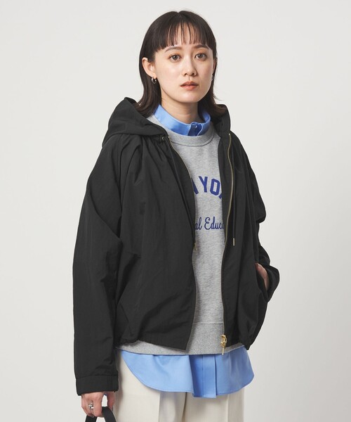 green label relaxing（グリーンレーベルリラクシング）の「［size SHORTあり］フーディー ブルゾン 撥水（マウンテンパーカー・レディース・ベージュ/ブラック/ナチュラル・SHORT/36/38）」の12枚目の写真