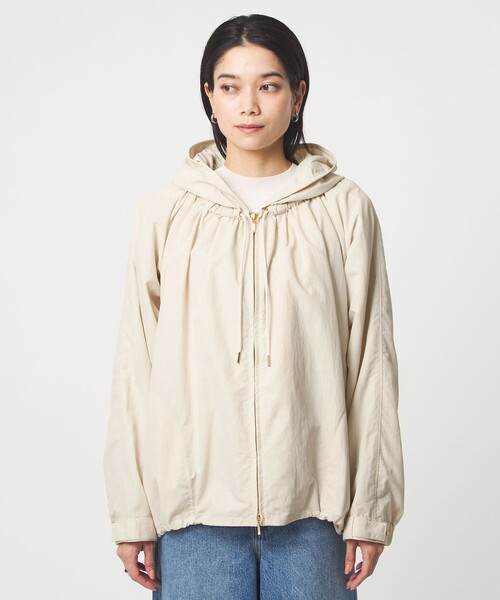 green label relaxing（グリーンレーベルリラクシング）の「［size SHORTあり］フーディー ブルゾン 撥水（マウンテンパーカー・レディース・ベージュ/ブラック/ナチュラル・SHORT/36/38）」の18枚目の写真