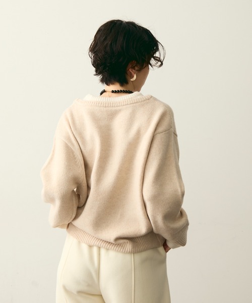 Trish（トリッシュ）の「フェイクレイヤードニットプルオーバー（ニット/セーター・レディース・アイボリー/チャコールグレー・MEDIUM）」の13枚目の写真