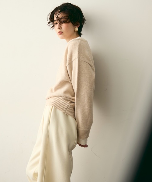 Trish（トリッシュ）の「フェイクレイヤードニットプルオーバー（ニット/セーター・レディース・アイボリー/チャコールグレー・MEDIUM）」の6枚目の写真