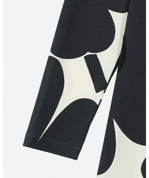 marimekko(マリメッコ)の「Kevat Unikko / Tunic(チュニック・レディース・ネイビー・MEDIUM/X-SMALL/SMALL/LARGE/X-LARGE)」の8枚目の写真