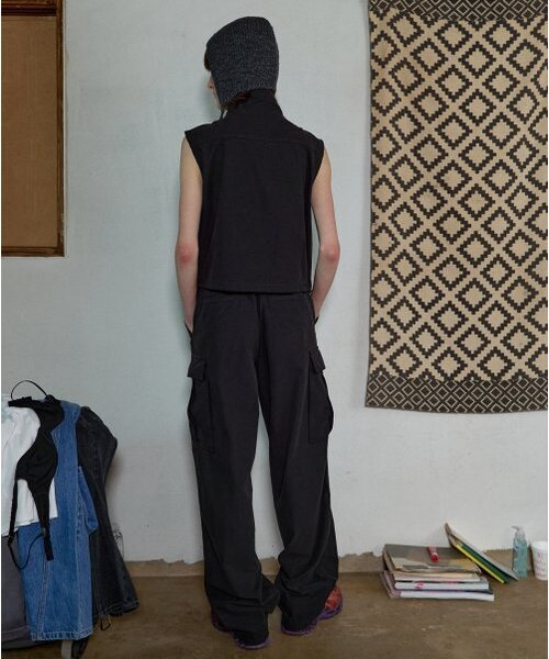AOPT(アオプト)の「TWO WAY COTTON VEST - BLACK(ベスト・レディース・その他・SMALL/MEDIUM)」の4枚目の写真