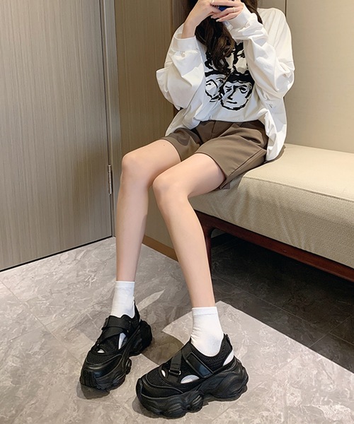 Lace Ladies(レースレディース)の「メッシュ ベルト 厚底 スニーカー サンダル(サンダル・レディース・ブラック/ホワイト・22.5cm/23cm/23.5cm/24cm/25cm/24.5cm)」の3枚目の写真