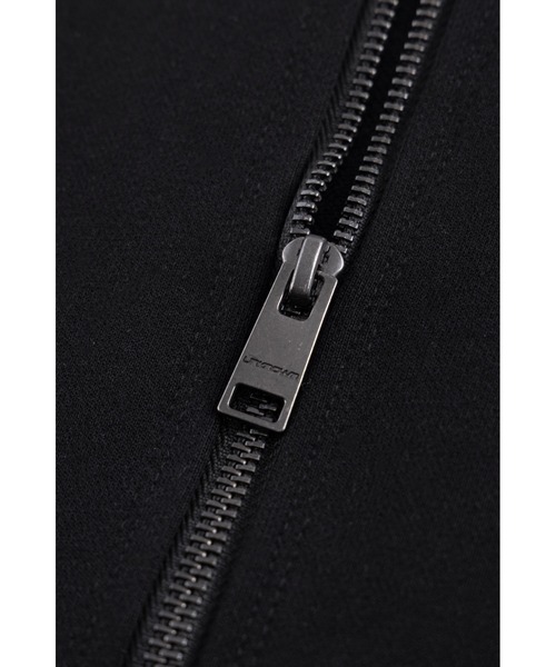UNKNOWN LONDON(アンノウン・ロンドン)の「ジップフーディ|Black x Red Cross Rhinestone Zip Hoodie|Unknown London(パーカー・メンズ・ブラック・LARGE/X-LARGE/SMALL/MEDIUM)」の14枚目の写真