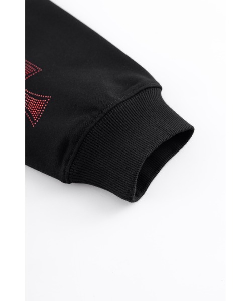 UNKNOWN LONDON(アンノウン・ロンドン)の「ジップフーディ|Black x Red Cross Rhinestone Zip Hoodie|Unknown London(パーカー・メンズ・ブラック・LARGE/X-LARGE/SMALL/MEDIUM)」の15枚目の写真