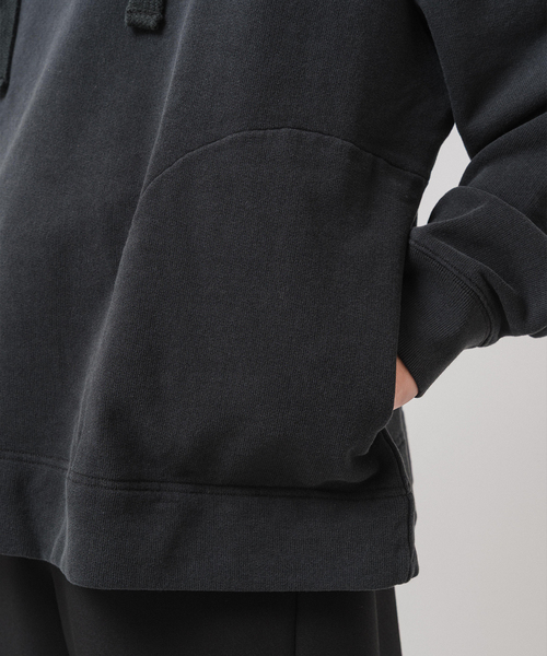 EDIFICE(エディフィス)の「Ecofade プルオーバー フーディ(パーカー・メンズ・ブラック系その他/キャメル・MEDIUM/LARGE)」の5枚目の写真