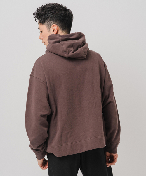 EDIFICE(エディフィス)の「Ecofade プルオーバー フーディ(パーカー・メンズ・ブラック系その他/キャメル・MEDIUM/LARGE)」の18枚目の写真