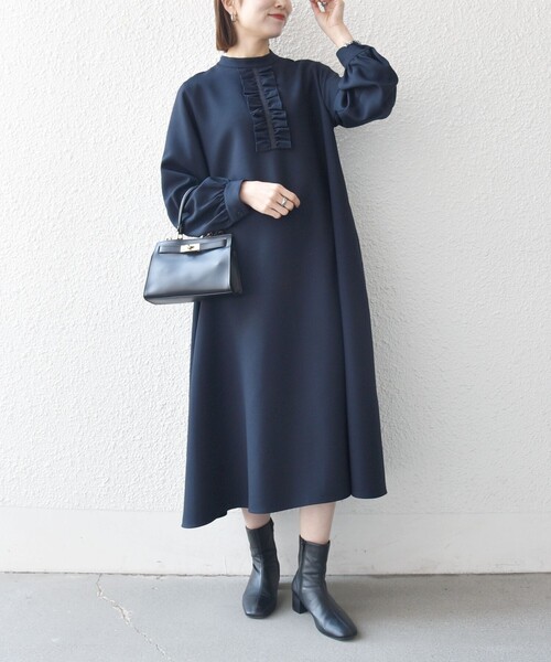 SHIPS any（シップス エニィ）の「〈洗濯機可能〉ダブルクロス フリル パフ スリーブ ワンピース［NAVY BLUE］（ワンピース・レディース・ネイビー/オフホワイト・ONE SIZE）」の8枚目の写真