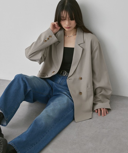 MONO-MART（モノマート）の「【anyway.シリーズ】とろみダブルテーラード（洗える・速乾）ジャケット〈セットアップ対応〉（テーラードジャケット・レディース・アイボリー/グレイッシュベージュ/ダークブラウン/ダークグレー/ブラック・FREE）」の8枚目の写真