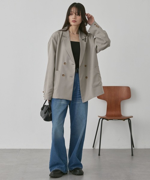 MONO-MART（モノマート）の「【anyway.シリーズ】とろみダブルテーラード（洗える・速乾）ジャケット〈セットアップ対応〉（テーラードジャケット・レディース・アイボリー/グレイッシュベージュ/ダークブラウン/ダークグレー/ブラック・FREE）」の10枚目の写真