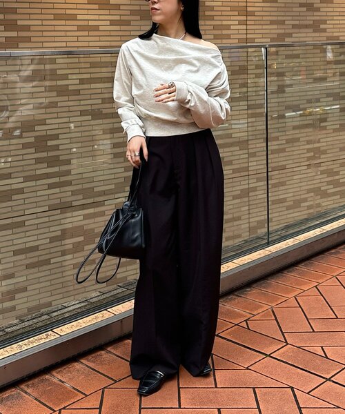 CAPRICIEUX LE'MAGE（カプリシューレマージュ）の「ドレープスウェット（Tシャツ/カットソー・レディース・ブラック/ベージュ/グレイッシュベージュ・FREE）」の18枚目の写真