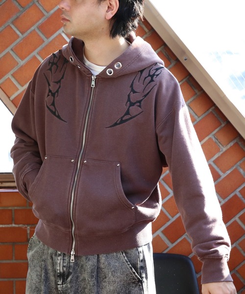 8(eight)(エイト)の「トライバル刺繍ZIPパーカー(パーカー・メンズ・ブラウン/ピンク/チャコール・MEDIUM/LARGE)」の17枚目の写真