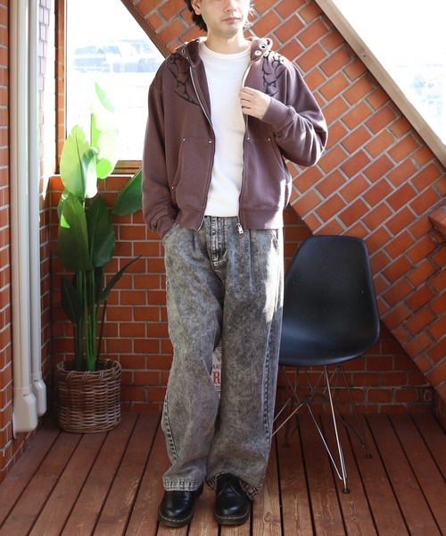 8(eight)(エイト)の「トライバル刺繍ZIPパーカー(パーカー・メンズ・ブラウン/ピンク/チャコール・MEDIUM/LARGE)」の22枚目の写真