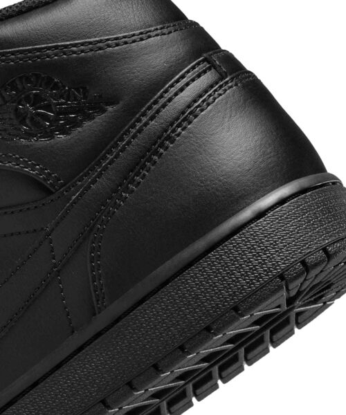 JORDAN BRAND（ジョーダンブランド）の「エア ジョーダン 1 MID シューズ / Air Jordan 1 Mid Shoes 554724-093 Black（スニーカー・メンズ・ブラック・30/29.5/27/27.5/28/28.5/29/25/25.5/26/26.5）」の8枚目の写真