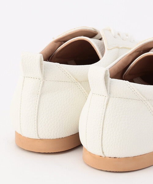 COMME CA ISM（コムサイズム）の「レースアップシューズ（スニーカー・レディース・ブラック/ホワイト・24.5cm/23.5cm）」の12枚目の写真