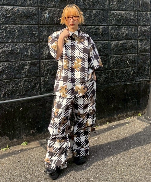 Candy Stripper（キャンディストリッパー）の「BROKEN BEAR CHECK PARACHUTE パンツ（カーゴパンツ・レディース・ベージュ/ブラック系その他/ブラック・FREE）」の17枚目の写真