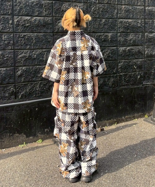 Candy Stripper（キャンディストリッパー）の「BROKEN BEAR CHECK PARACHUTE パンツ（カーゴパンツ・レディース・ベージュ/ブラック系その他/ブラック・FREE）」の19枚目の写真