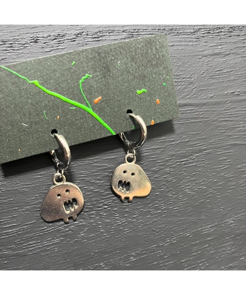 tone(トーン)の「【eto】モンスター ピアス(MA)(ピアス(両耳用)・レディース・その他2/その他3/その他4/その他1・FREE)」の3枚目の写真