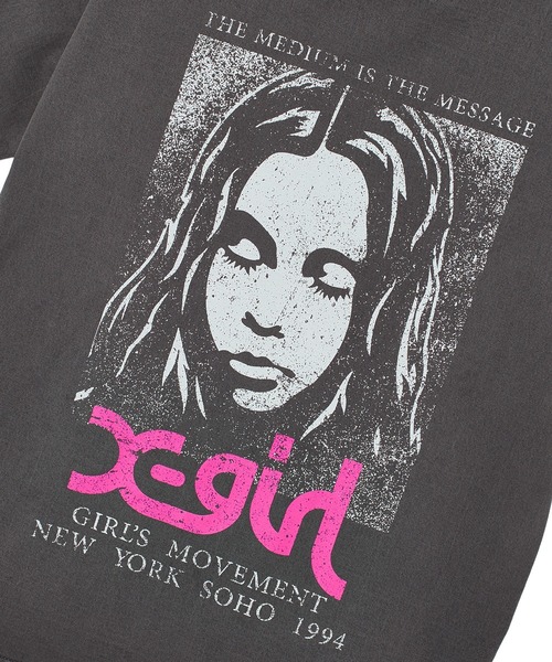 X-girl(エックスガール)の「FADED FACE S/S TEE(Tシャツ/カットソー・レディース・ブラック/オリーブ/パープル・S/M/L)」の8枚目の写真