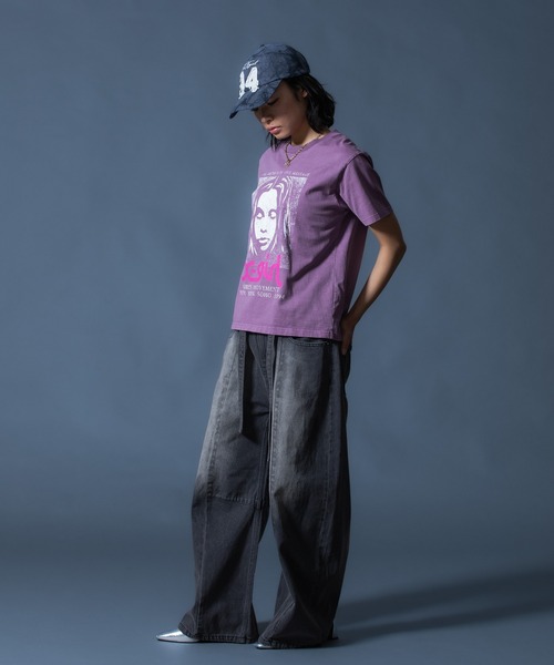 X-girl(エックスガール)の「FADED FACE S/S TEE(Tシャツ/カットソー・レディース・ブラック/オリーブ/パープル・S/M/L)」の17枚目の写真