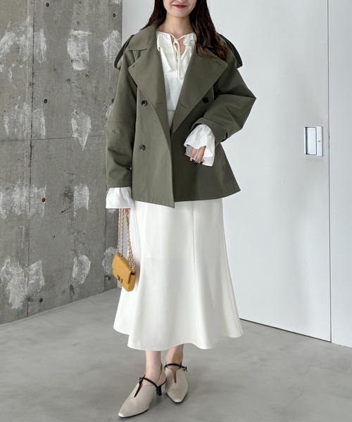 mysty woman（ミスティウーマン）の「フリルカラーブラウス　643336（シャツ/ブラウス・レディース・ベージュ/オフホワイト/ブラック・FREE）」の14枚目の写真