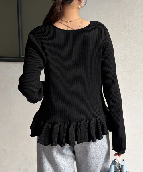 Chez toi(シェトワ)の「裾フリルニットプルオーバー(ニット/セーター・レディース・グレー/ブラック/ブルー系その他・FREE)」の7枚目の写真