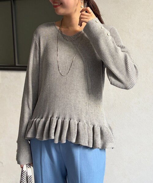 Chez toi(シェトワ)の「裾フリルニットプルオーバー(ニット/セーター・レディース・グレー/ブラック/ブルー系その他・FREE)」の13枚目の写真