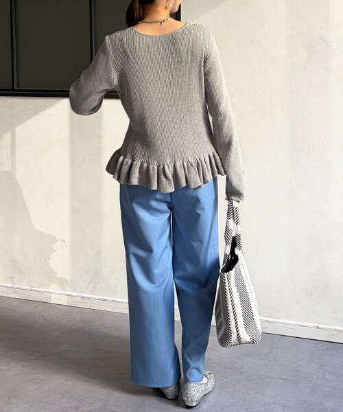 Chez toi(シェトワ)の「裾フリルニットプルオーバー(ニット/セーター・レディース・グレー/ブラック/ブルー系その他・FREE)」の20枚目の写真