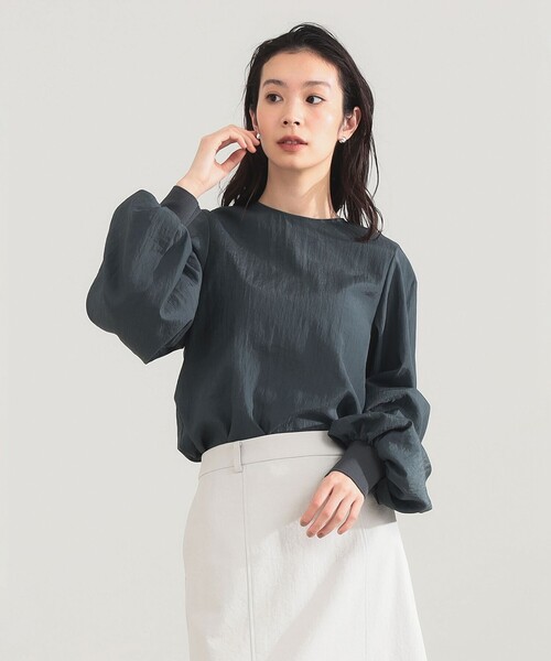 Demi-Luxe BEAMS(デミルクス ビームス)の「【8/6値下げ】AK+1 / クルーネック リブ ブラウス(シャツ/ブラウス・レディース・チャコールグレー/オフホワイト・36/38)」の2枚目の写真