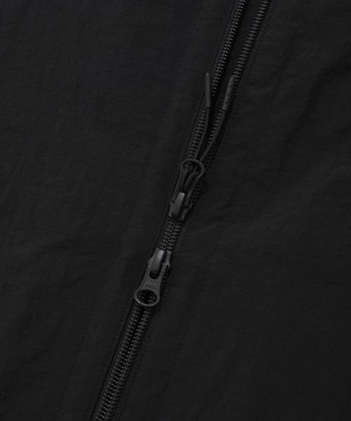 COVERNAT(カバーナット)の「ビッグロゴトラックジャケットブラック(ナイロンジャケット・レディース・その他・X-LARGE/X-SMALL/XX-LARGE/SMALL)」の8枚目の写真
